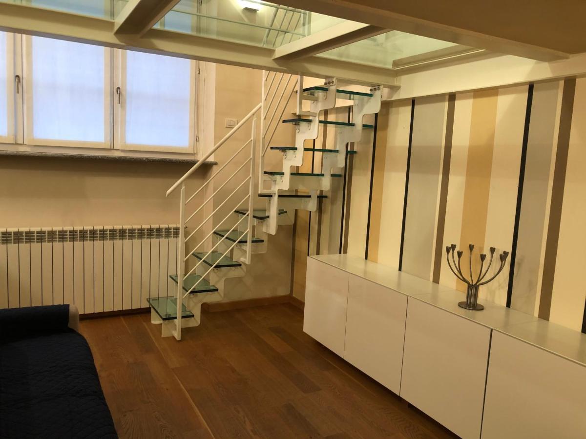 La Casina In Burlamacchi Milan Bagian luar foto